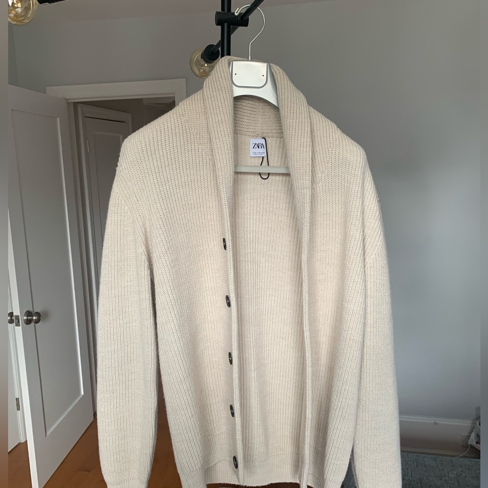 Zara Beige Cardigan Men’s XL